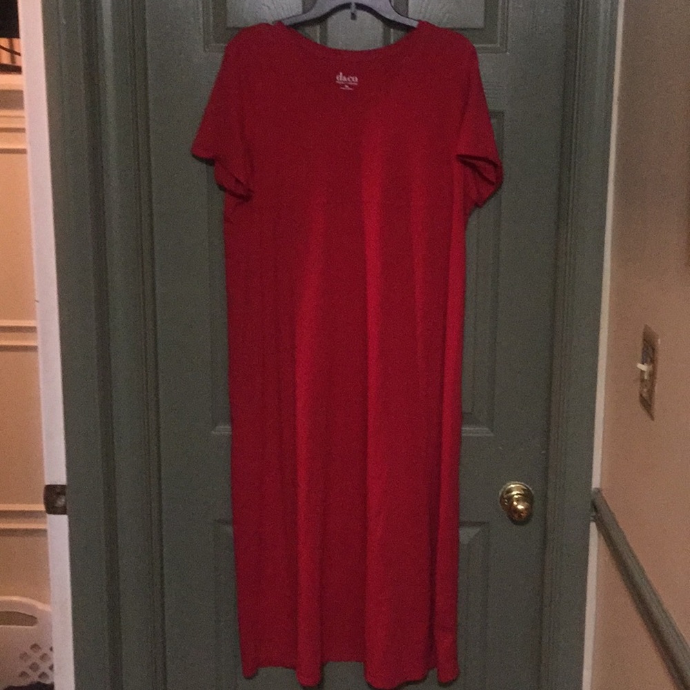Denim and Co red maxi dress.  (22)